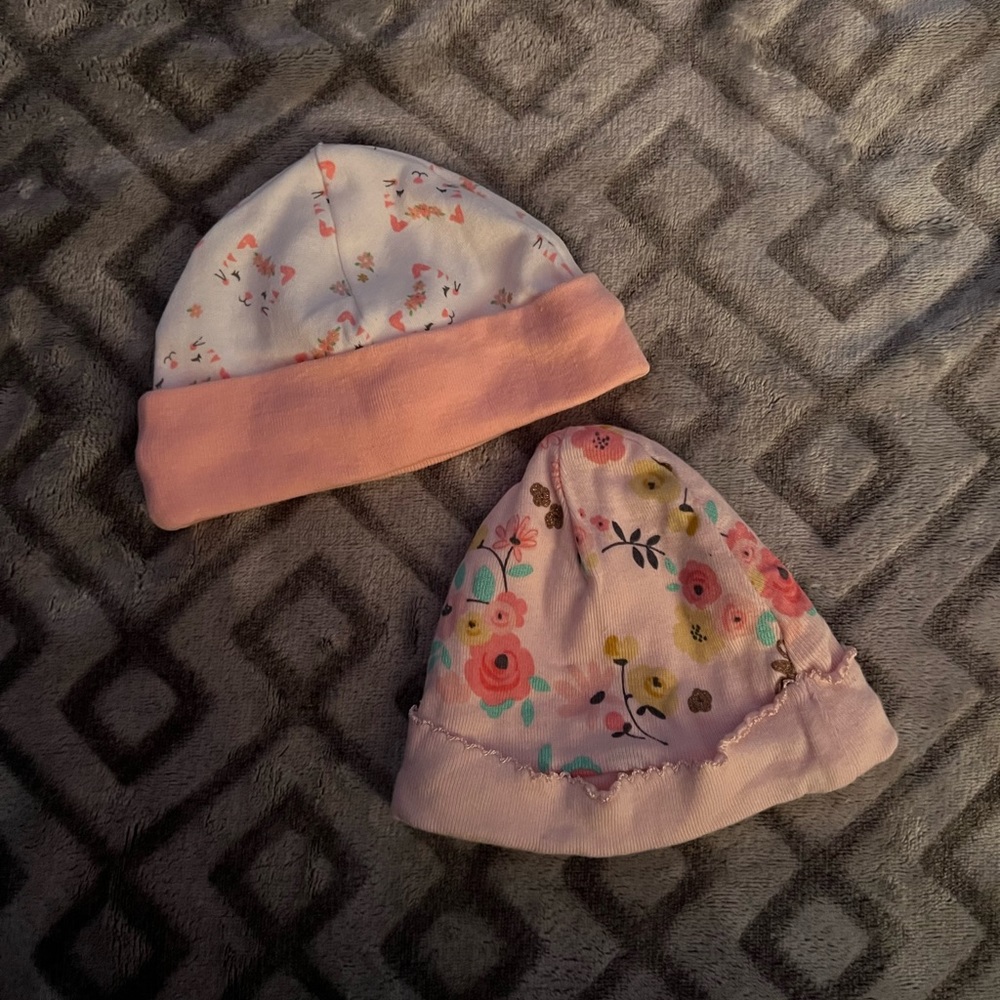 2pc. 3/6 M Hat